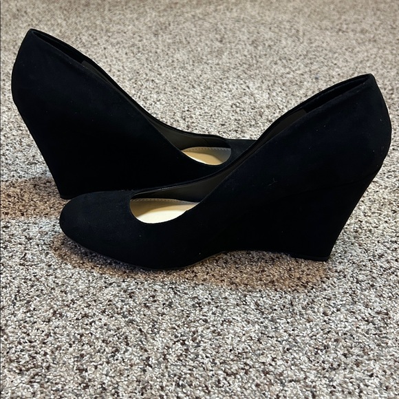 Jessica Simpson Black Suede Cash Solid Slip On Wedge Heels size 8.5 - Picture 7 of 16